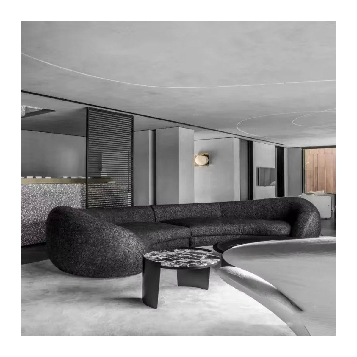 DUTRIEUX Designer Sofa in gebogener Form mit Bouclé-Stoff in Grau und Schwarz - Bild 4