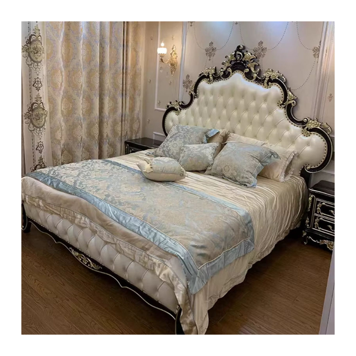 DUTRIEUX Einzelbett mit Polsterung aus Samt in Beige, Klassisches Design - Bild 2