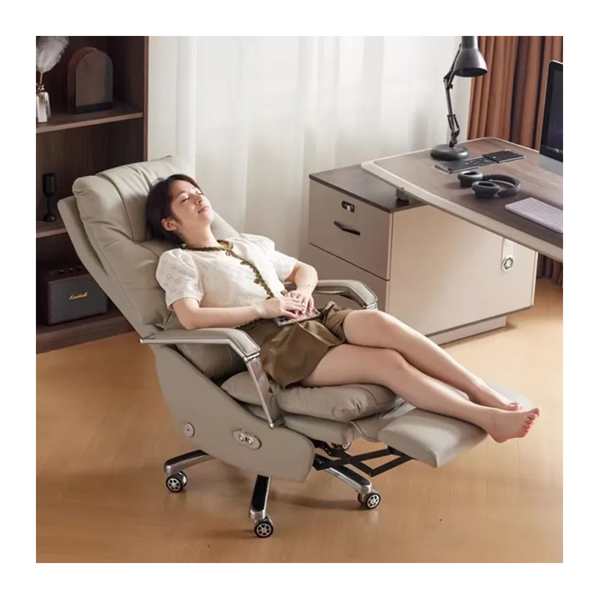 DUTRIEUX Ergonomischer Schreibtischstuhl Modern aus Kunstleder in Taupe Meliert - Bild 4