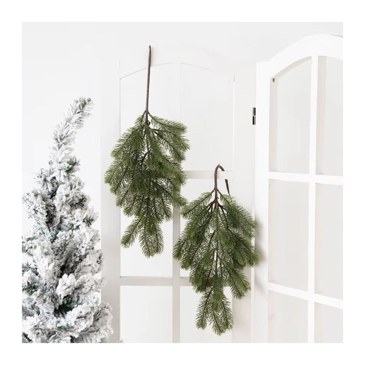 Dycrazy Hängende Kunstpflanze aus Kunststoff und Rattan in Grün für Weihnachten und Hochzeiten - Bild 2