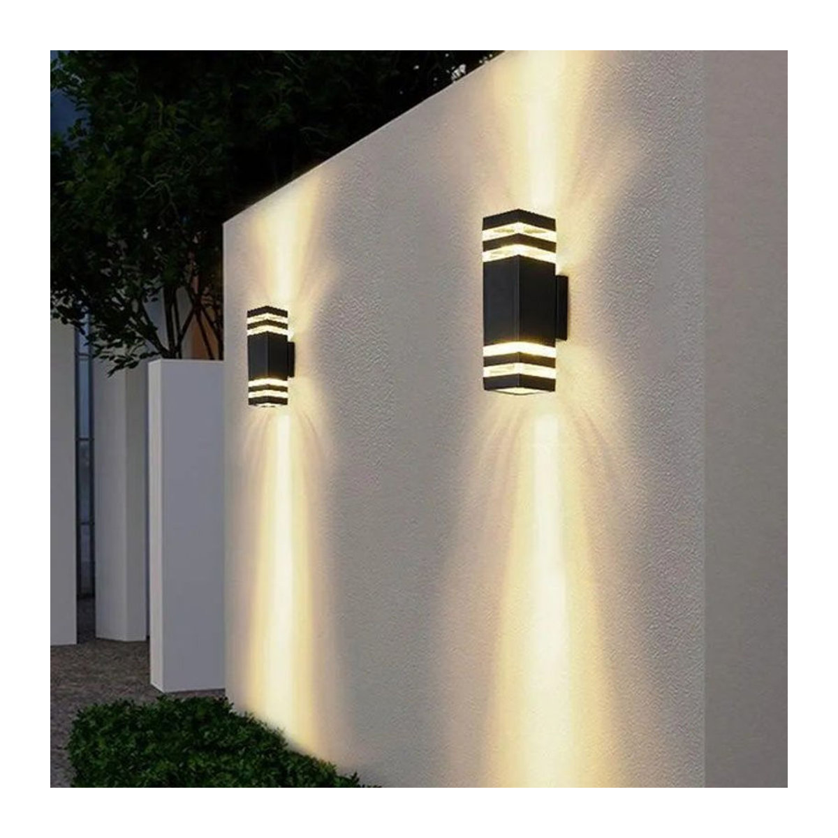 EE Moderne Außenwandleuchte aus Aluminium in Schwarz mit E27 Fassung, IP65 Wasserdicht, Up-Down Beleuchtung für Garten und Korridor - Bild 1