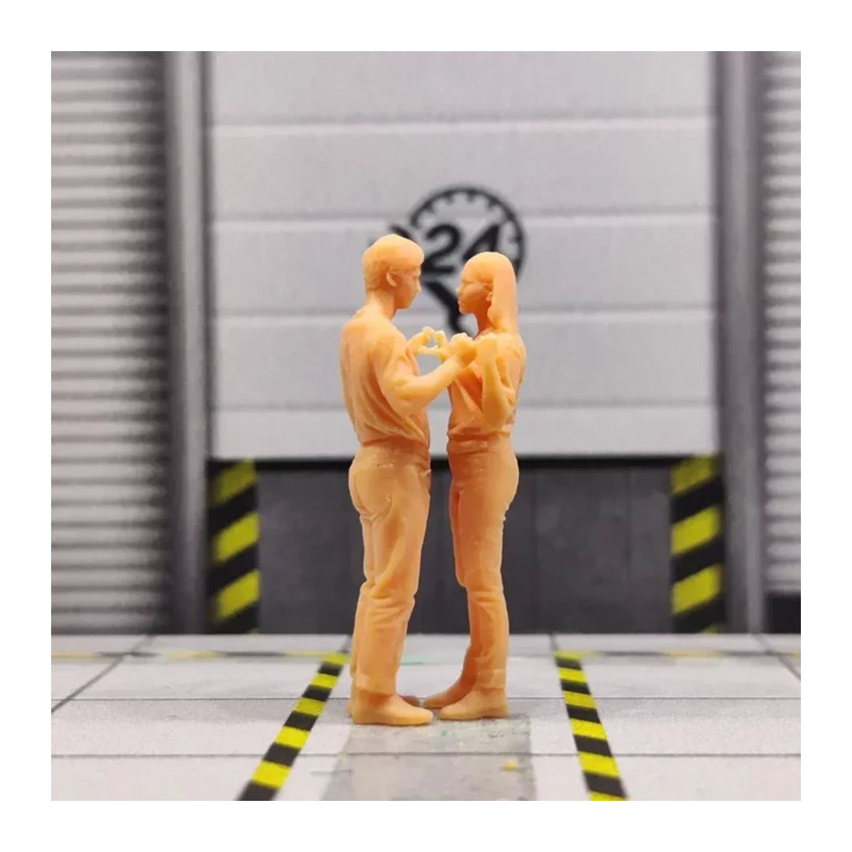 EHCMODEL Miniatur-Diorama aus Kunstharz im Maßstab 1/43 Vergleich zwischen Männern und Frauen unbemalt s905 - Bild 1
