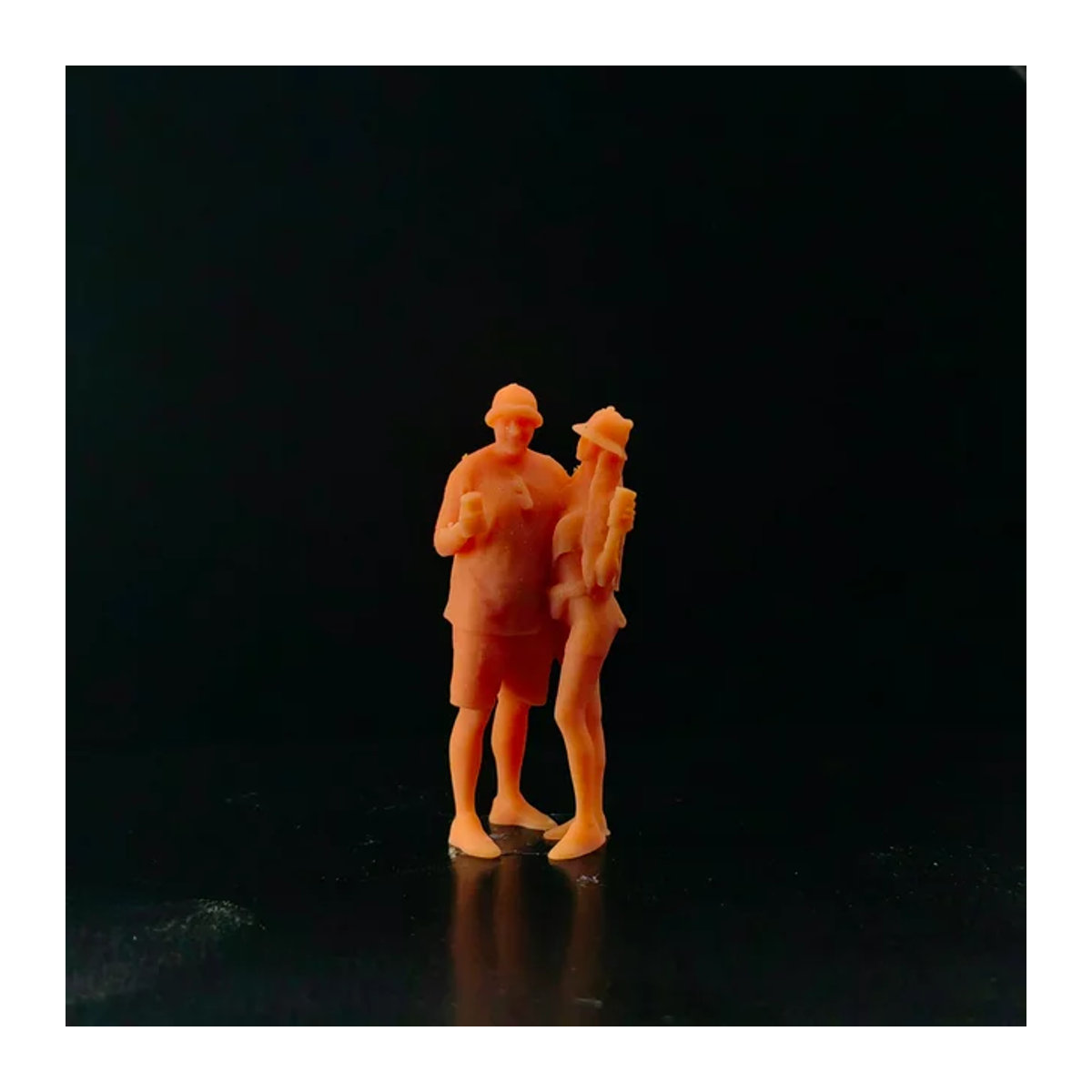 EHCMODEL Miniatur-Diorama Sommerpaar aus Kunstharz unbemalt für Maßstab 1/64 1/50 1/43 T611 - Bild 1