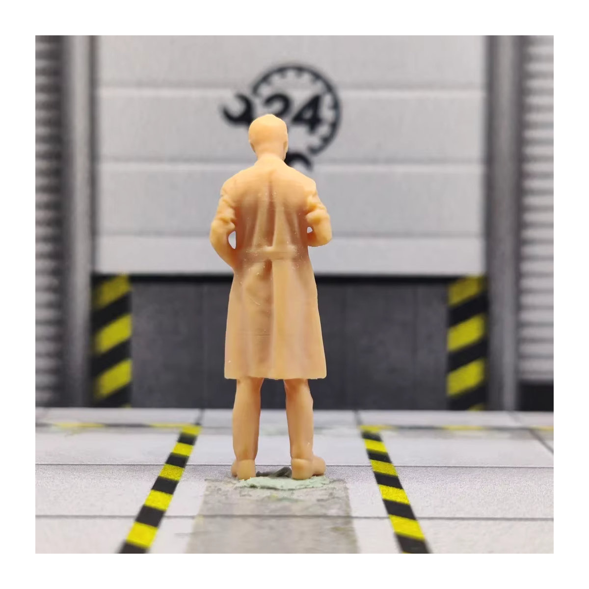 EHCMODEL Miniatur Figur Wissenschaftler und Arzt aus Kunstharz im Maßstab 1/64, beige, unbemaltes Diorama Modell - Bild 3