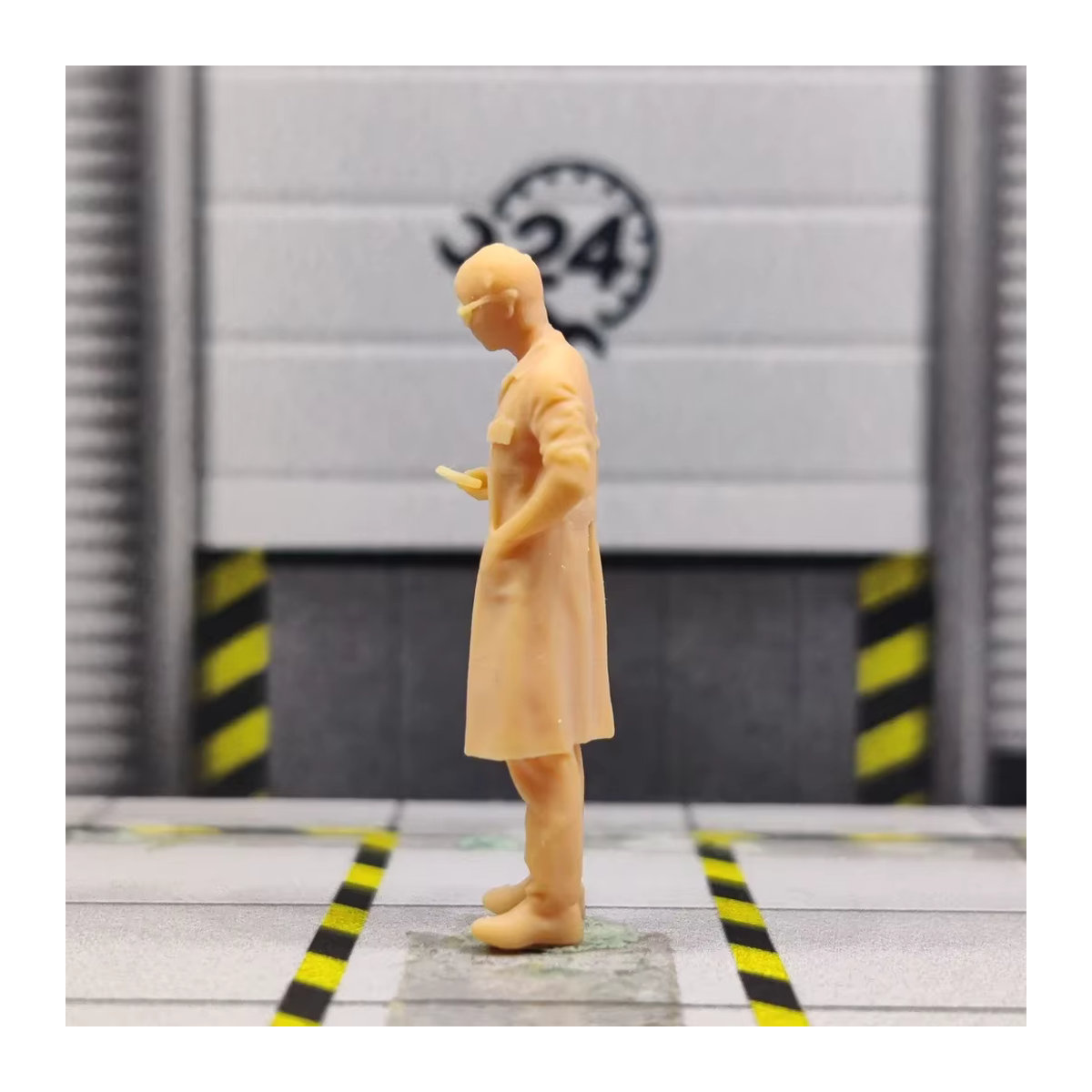 EHCMODEL Miniatur Figur Wissenschaftler und Arzt aus Kunstharz im Maßstab 1/64, beige, unbemaltes Diorama Modell - Bild 4