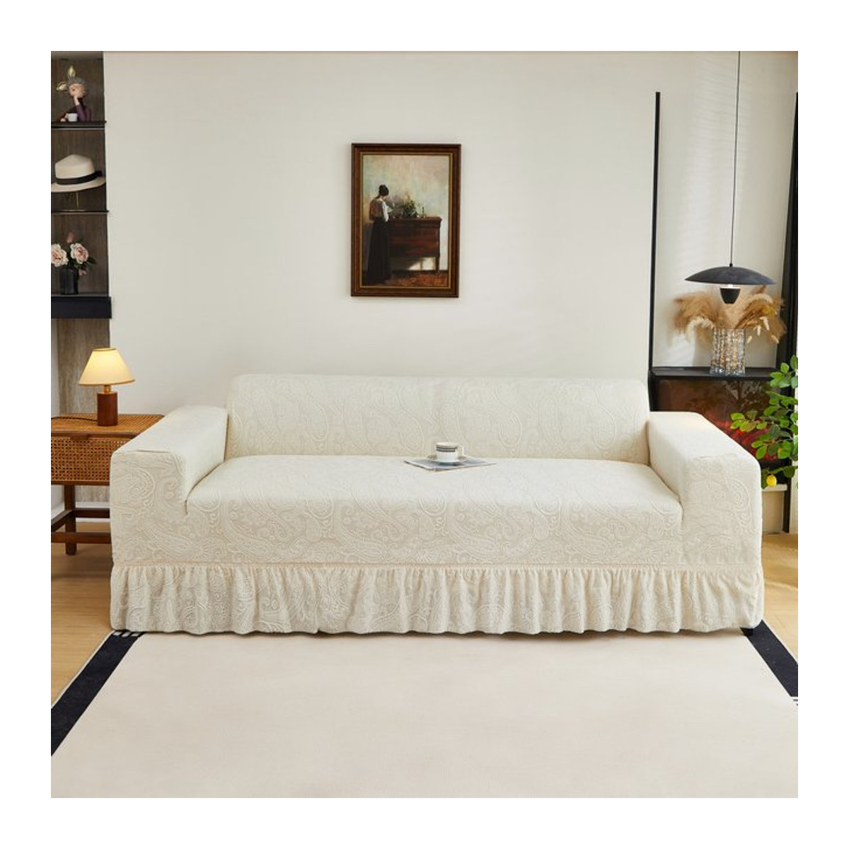 Elastischer Jacquard-Sofabezug mit Rüschenrock in Creme für dein Wohnzimmer oder Schlafzimmer - Bild 1