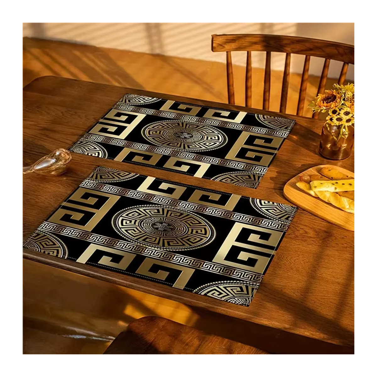 Elegante geometrische Tischsets in Schwarz und Gold für ein luxuriöses Ambiente - Bild 3