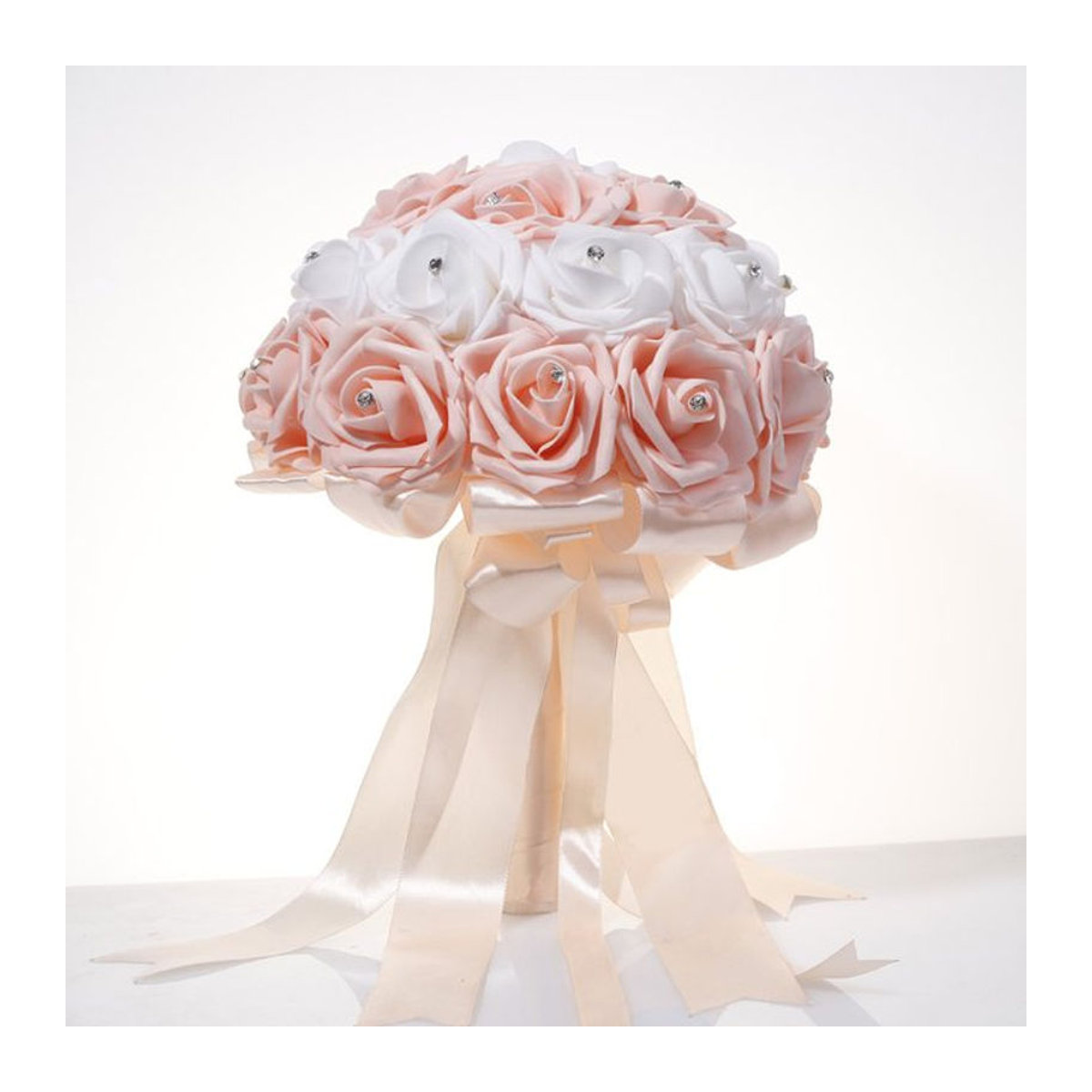Eleganter künstlicher Brautstrauß in Rosa und Rose aus Textil für Hochzeit und Dekoration - Bild 1