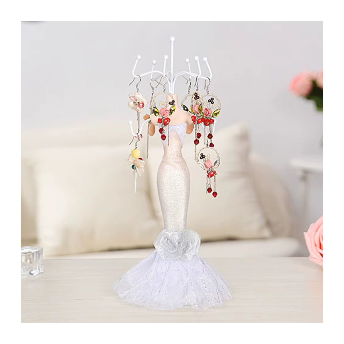 Elegantes Schmuckdisplay als Mannequin-Organizer für Halsketten, Ringe und Ohrringe in Rosa und Lila - Bild 2