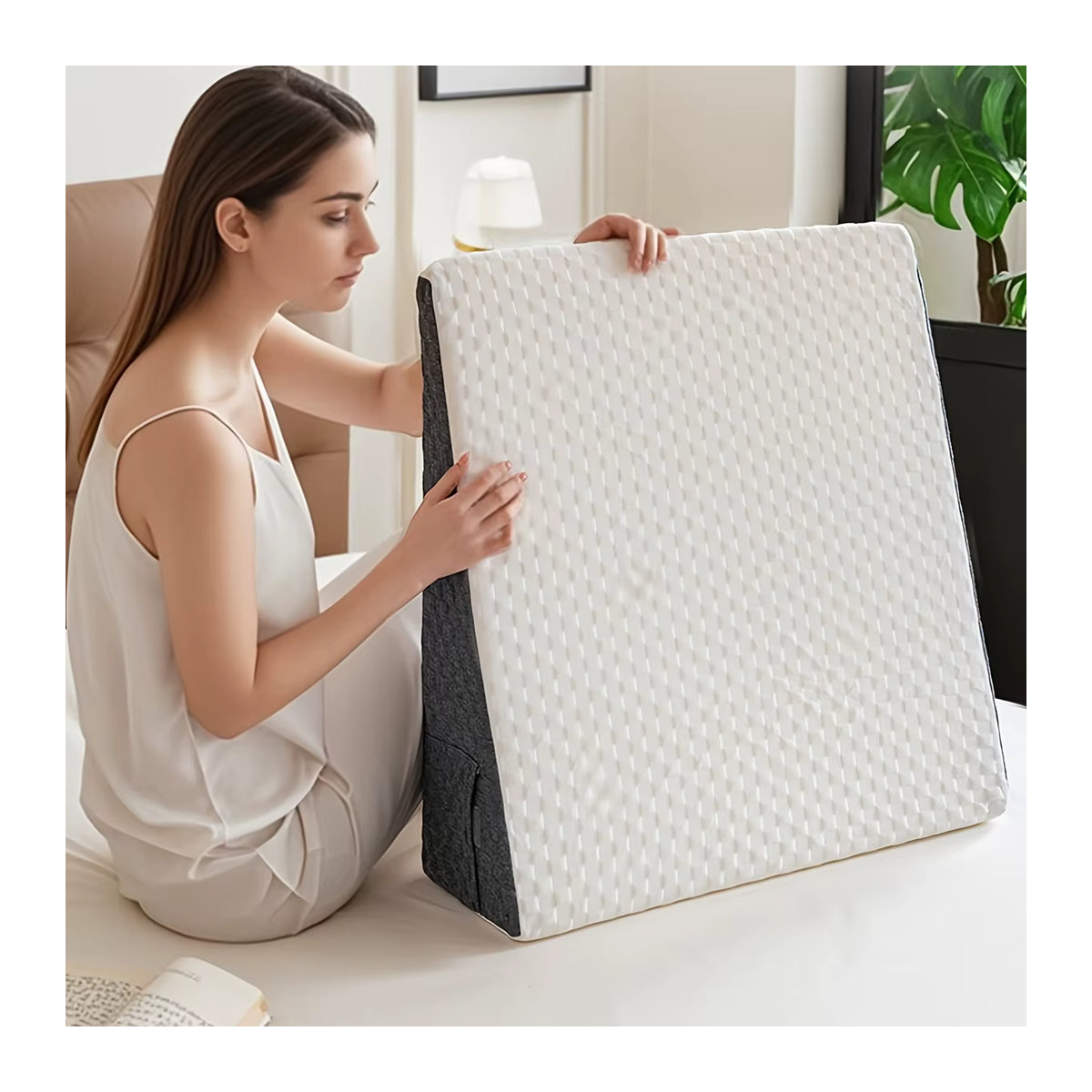 Ergonomisches Keilkissen in Weiß zur Unterstützung von Beinen und Rücken mit Schaumstoffplatte - Bild 5