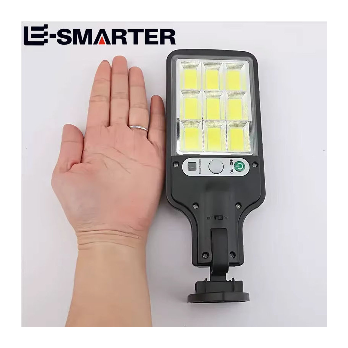 ESMARTER Solarleuchte mit 108 LED und Bewegungsmelder, wasserdichte Außenbeleuchtung in Schwarz für Garten und Terrasse - Bild 2