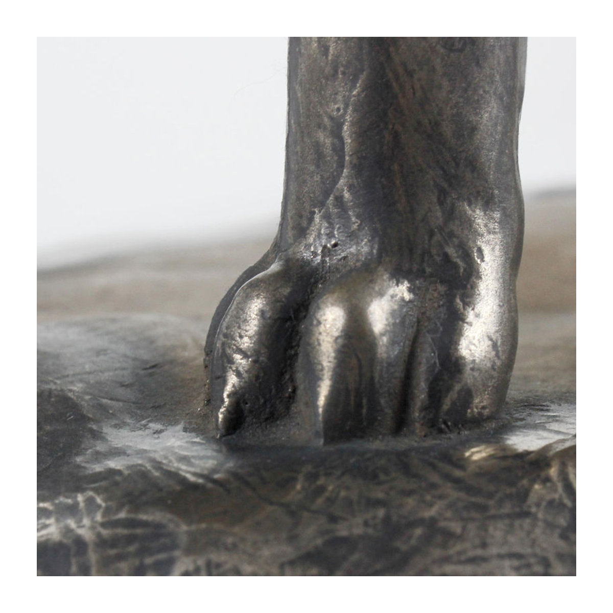 Exklusive Staffordshire Bull Terrier Hundefigur von Art-Dog in Braun aus Kunstharz und Bronze - Bild 6