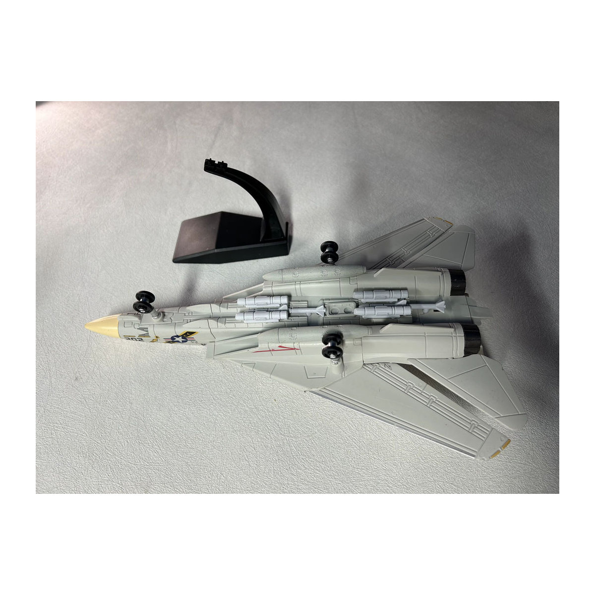 F14 Tomcat Modellbausatz 1/72 Flugzeug Kit aus ABS-Kunststoff in Grau als 3D Puzzle und statische Dekoration für Erwachsene - Bild 4