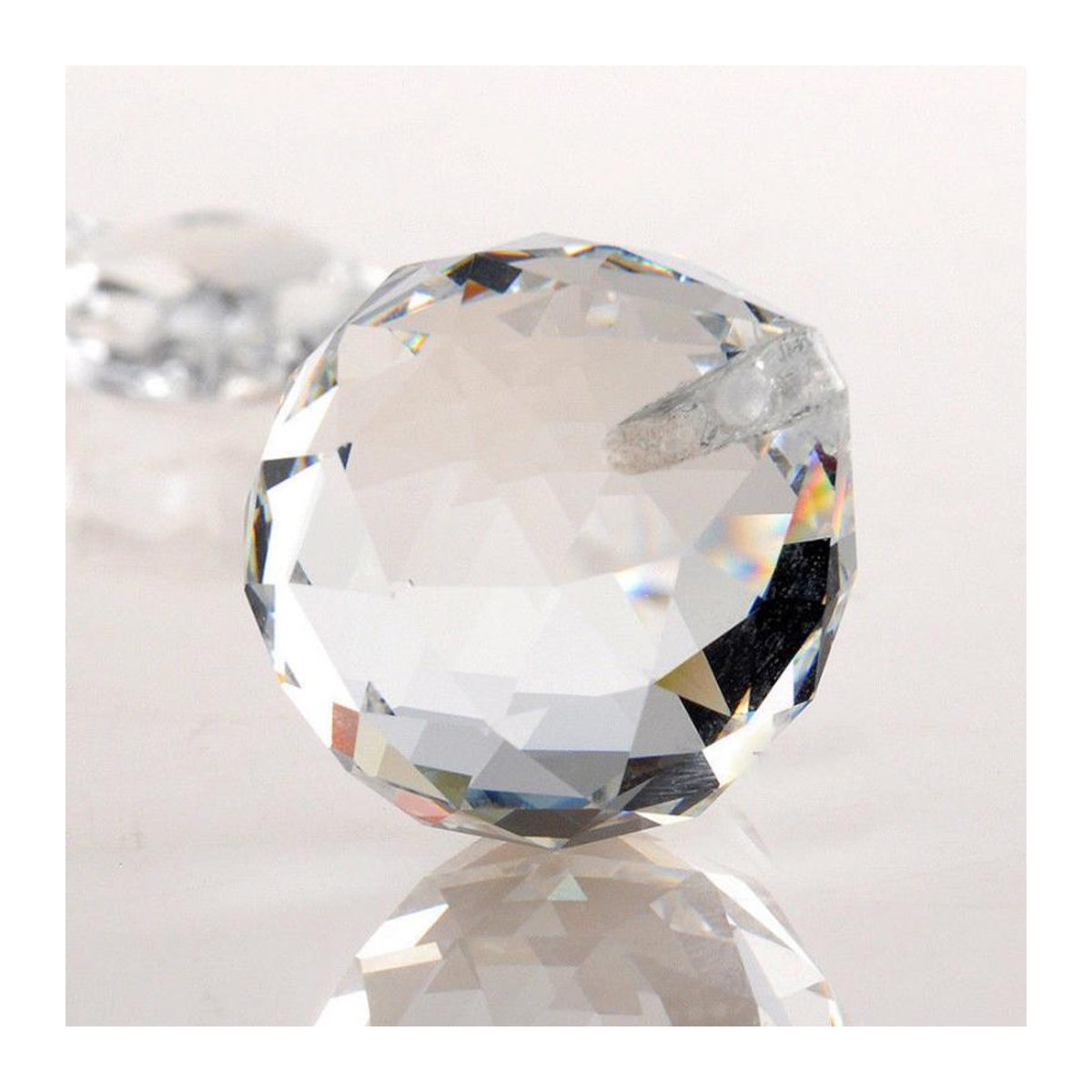 Facettierter Feng Shui Kristall Sonnenfänger aus K9 Kristall Glas in Transparent, hängende Kristallkugel als Prisma - Bild 8
