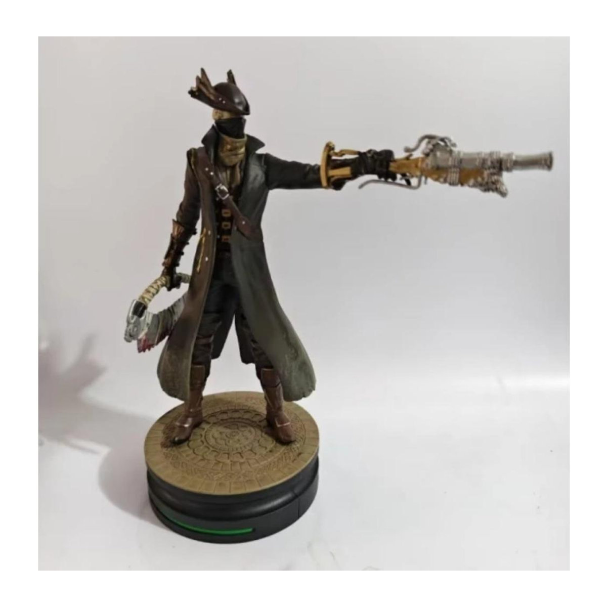 Fashnics Bloodborne Hunter Actionfigur aus Kunststoff in Schwarz für Sammler - Bild 3