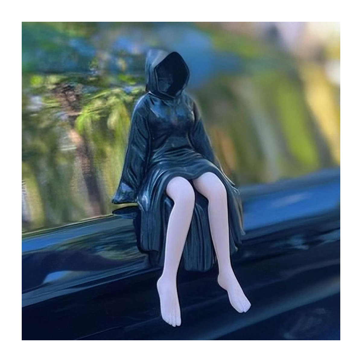 Fashnics Gothische Königin Statue aus Kunstharz in Schwarz als mysteriöse Dekofigur für Regal und Büro - Bild 5