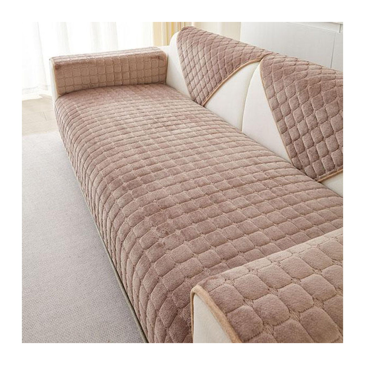 FebEr Sofabezug aus weichem Plüsch in Hellgrau, rutschfeste Couchauflage für dein Wohnzimmer, B/H: 90 x 210 cm - Bild 4