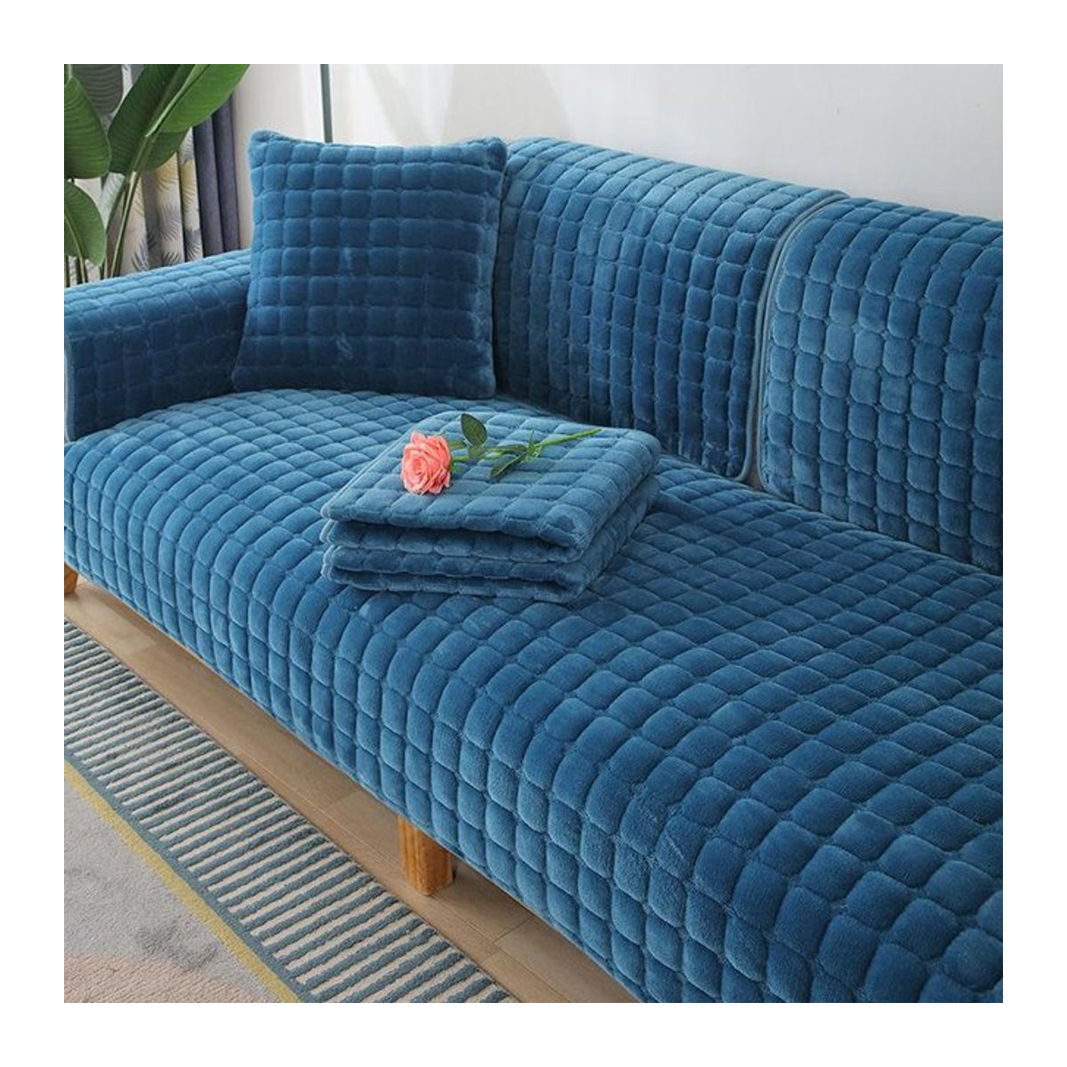 FebEr Sofabezug aus weichem Plüsch in Navy Blau, rutschfester Kissenbezug für dein Wohnzimmer, 45 x 45 cm - Bild 1