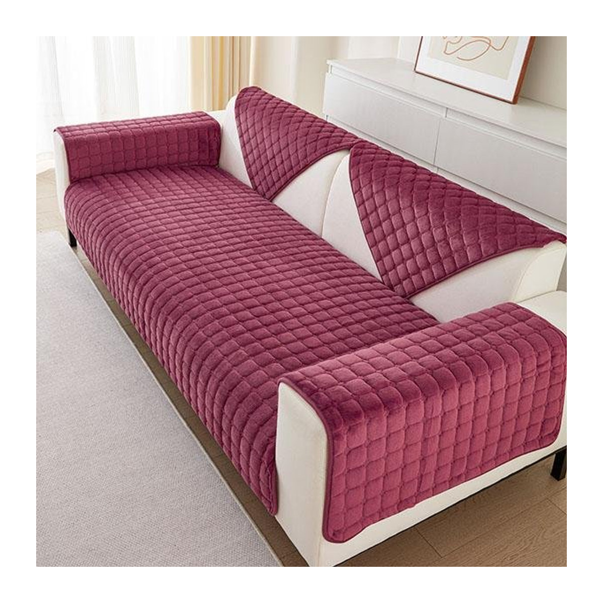 FebEr Sofabezug aus weichem Plüsch in Weinrot, rutschfester Schonbezug für dein Sofa, B/B: 110 x 110 cm - Bild 1
