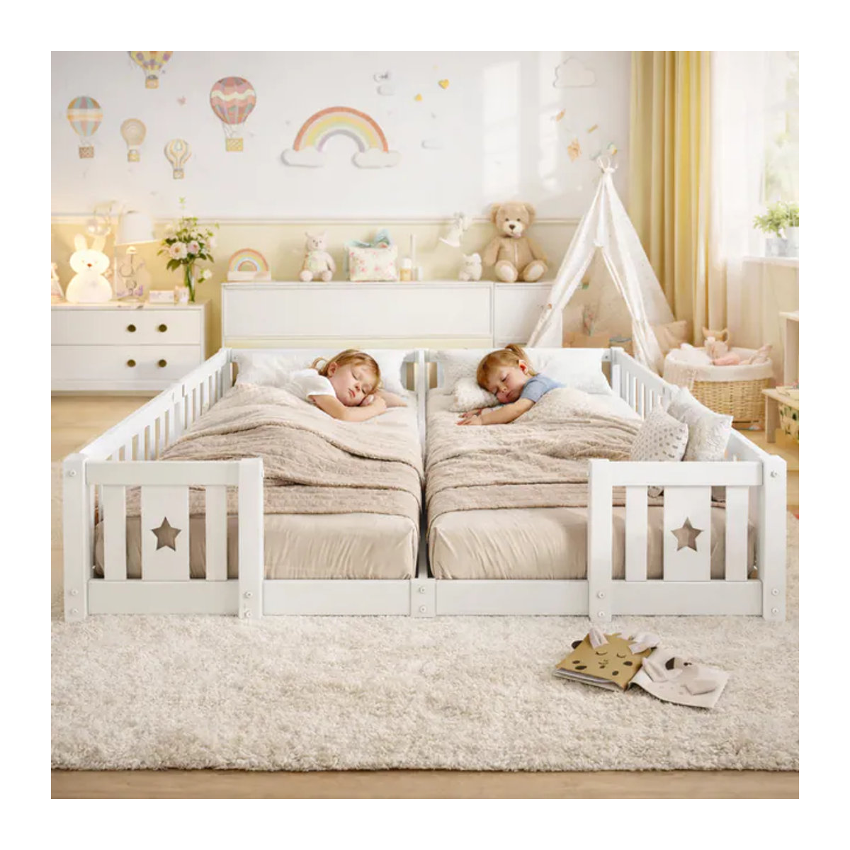 FEEOHOME Montessori Kinderbett Bodenbett aus Kiefernholz mit Zaun und Rausfallschutz, Hausbett Doppelbett für 2 Kinder, B/T: 180 x 200 cm, Farben: Natur, Grau, Weiß - Bild 1