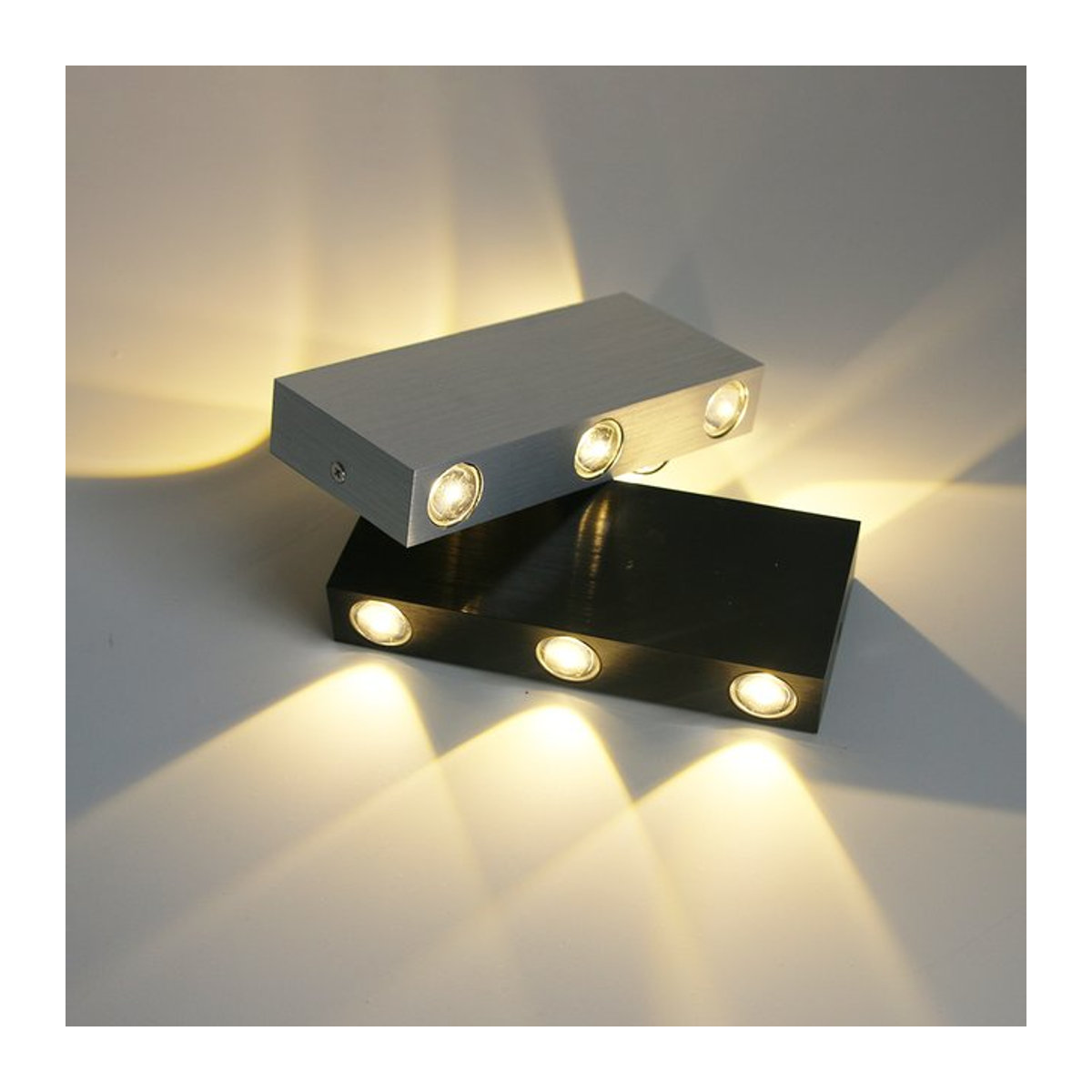 Feiyunlux Moderne Quadratische Wandleuchte aus Aluminium in Schwarz oder Weiß für Innenräume mit Up- und Down-Lichteffekt - Bild 1