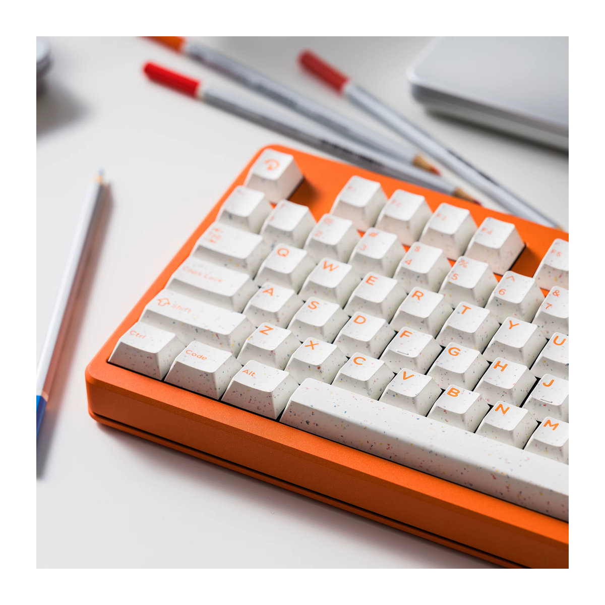 Fennie x Domikey Terrazzo Keycap Set Cherry Profile ABS Doubleshot für Tastaturen in Beige - Bild 1