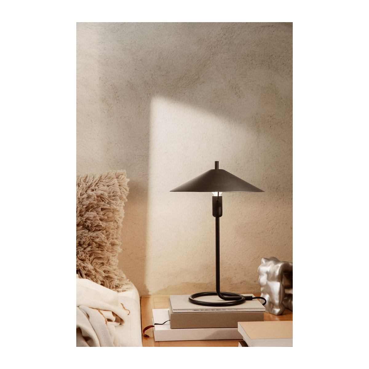 Ferm Living Filo Tischleuchte Rund in Schwarz Modern Minimalistisch - Bild 4