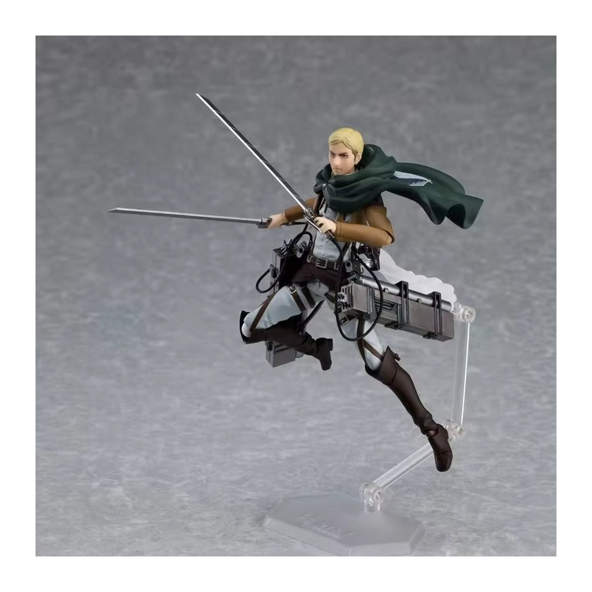 Figma 446 Anime Attack on Titan Kapitän Erwin Actionfigur Mehrfarbig aus Kunststoff - Bild 2