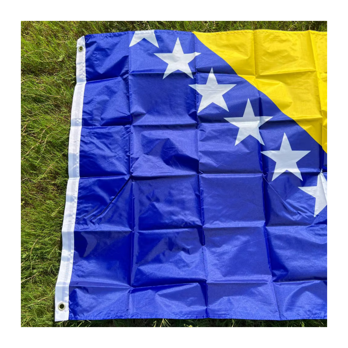 Flagge von Bosnien und Herzegowina in Blau mit Sternen, B/H: 90 x 150 cm - Bild 4