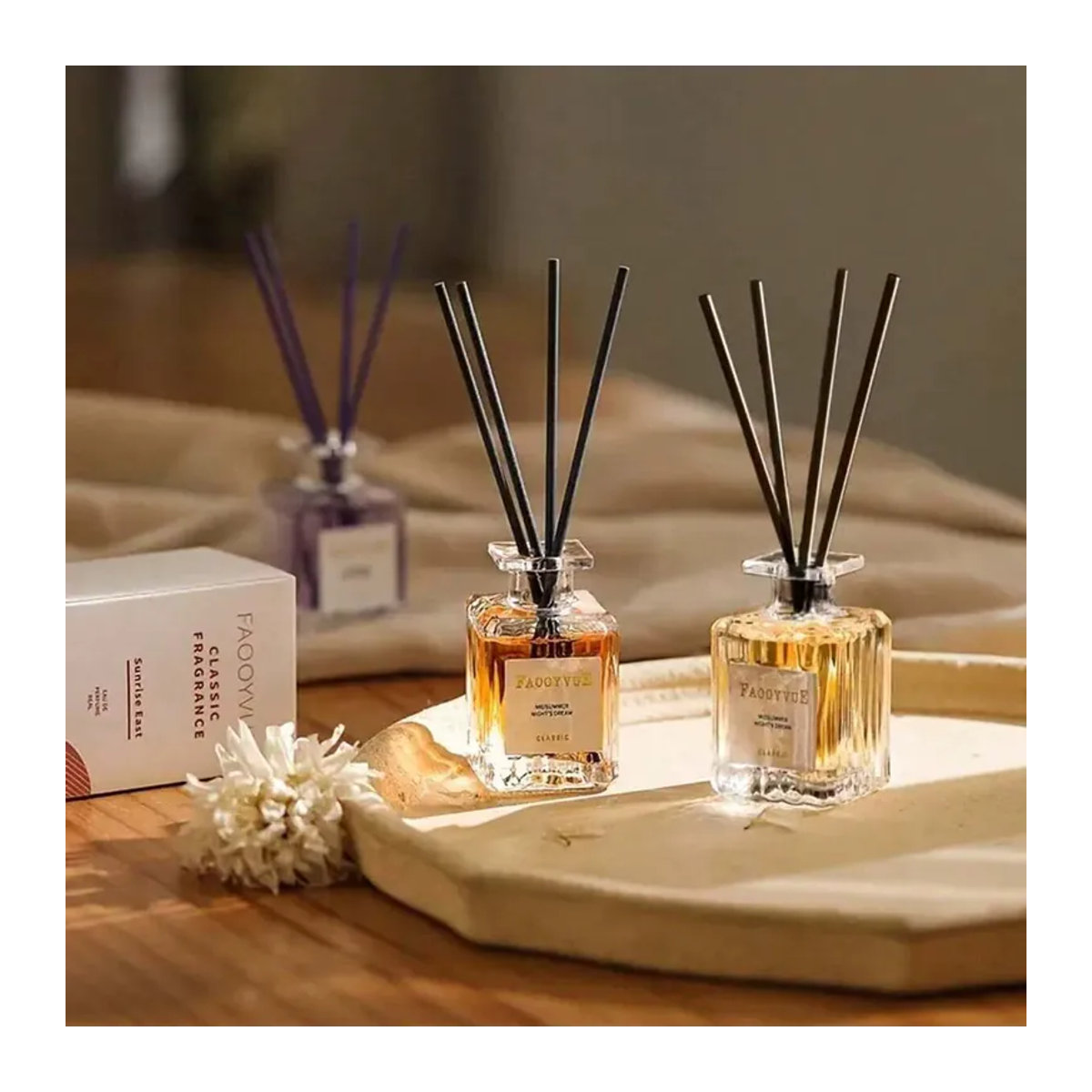 Flammenloser Reed-Diffusor mit ätherischem Öl in Lavendel und Eaglewood, 50 ml, transparentes Glas - Bild 3