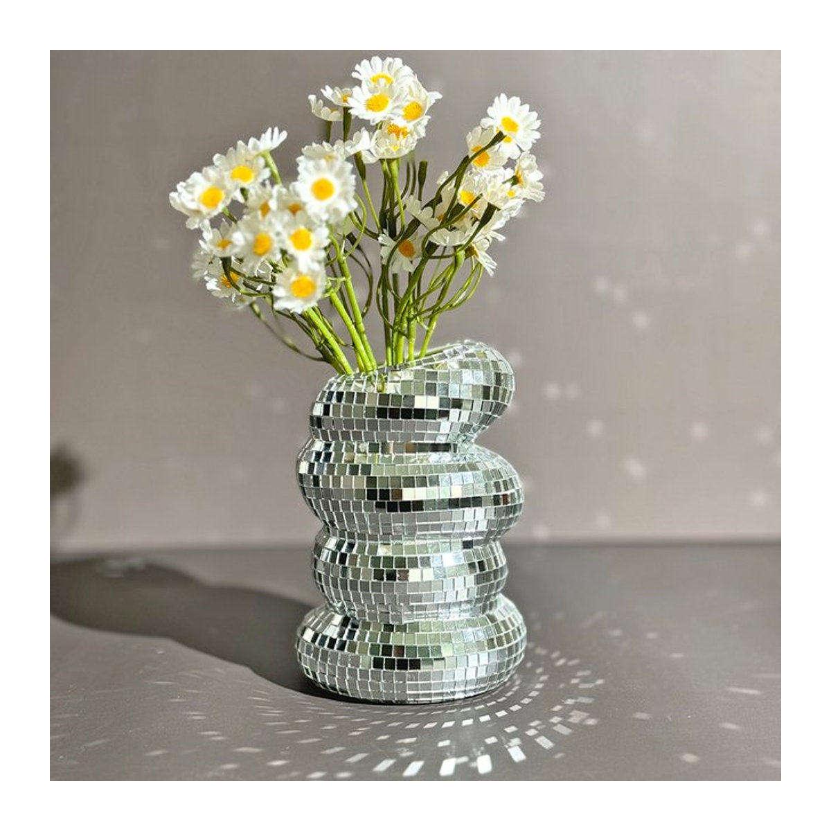 FngJiuyer Discokugel-Spiralvase aus Glas in Silber für Schnittblumen und Dekoration - Bild 1