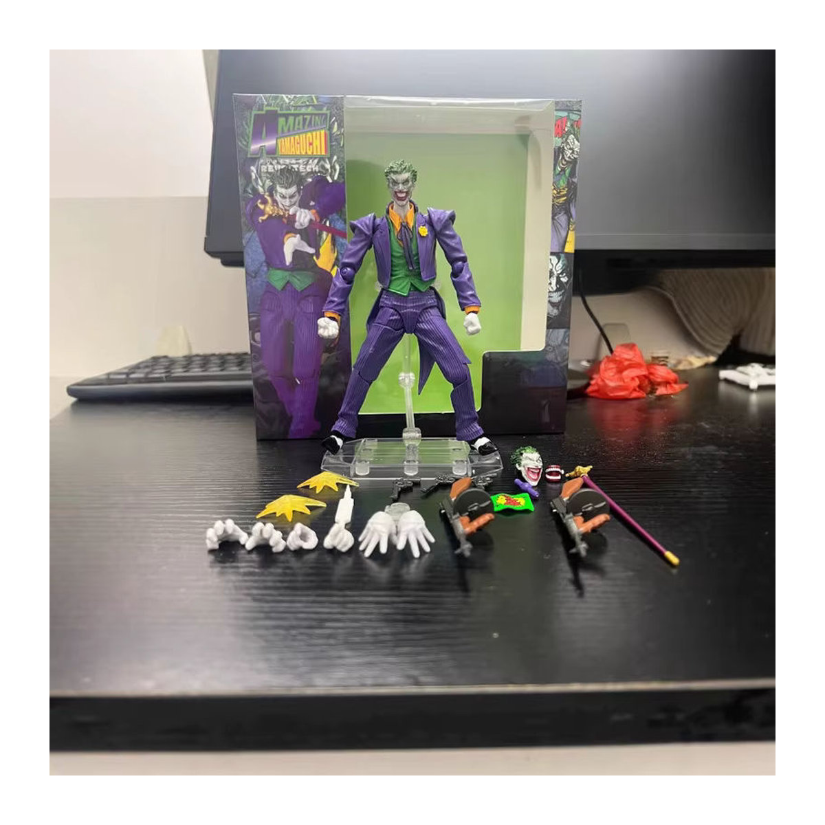 Fondjoy DC The Joker Yamaguchi Action Figure Modell aus Kunststoff, mehrfarbig - Bild 3