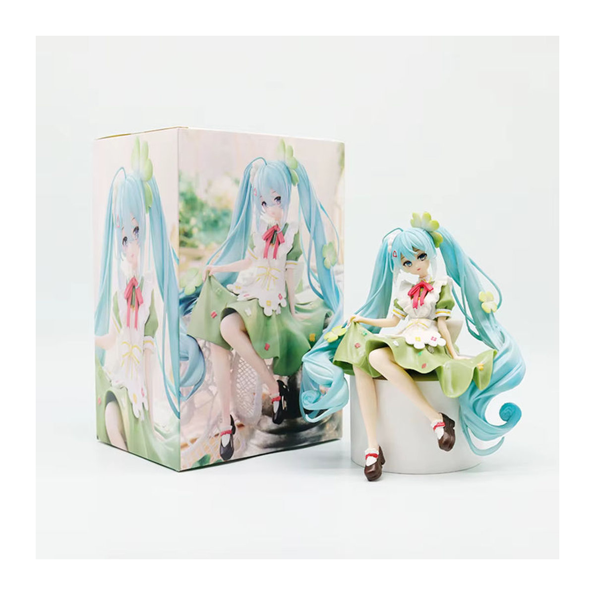 Four-Leaf Clover Fairy Anime Princess Figur in Grün aus Kunstharz als dekoratives Ornament - Bild 3