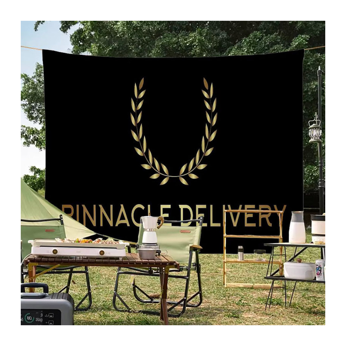 FRED PERRY Wandbehang mit abstraktem Science Fiction Design in Schwarz als dekorative Stoffflagge - Bild 1
