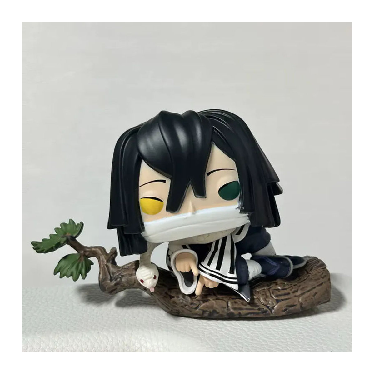 Funko Pop! Vinyl-Actionfigur Demon Slayer Obanai Iguro # 1395 mehrfarbig - Bild 2