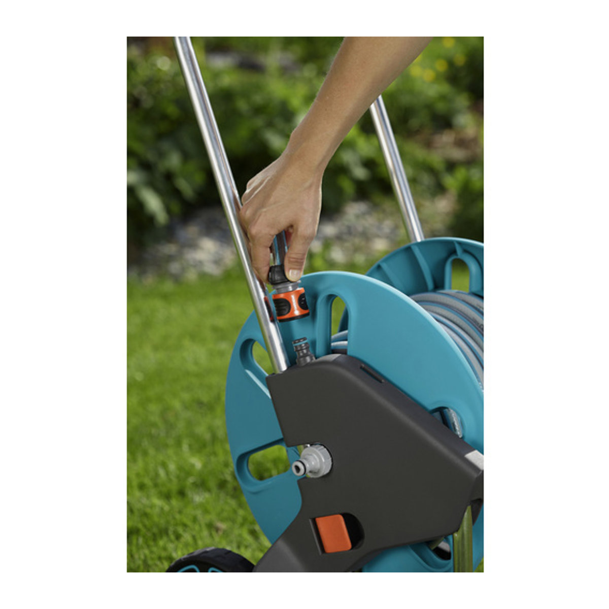Gardena CleverRoll M Set Gartenschlauchwagen mit 20 m Schlauchlänge, Grau, Türkis, Orange, Multicolor - Bild 2