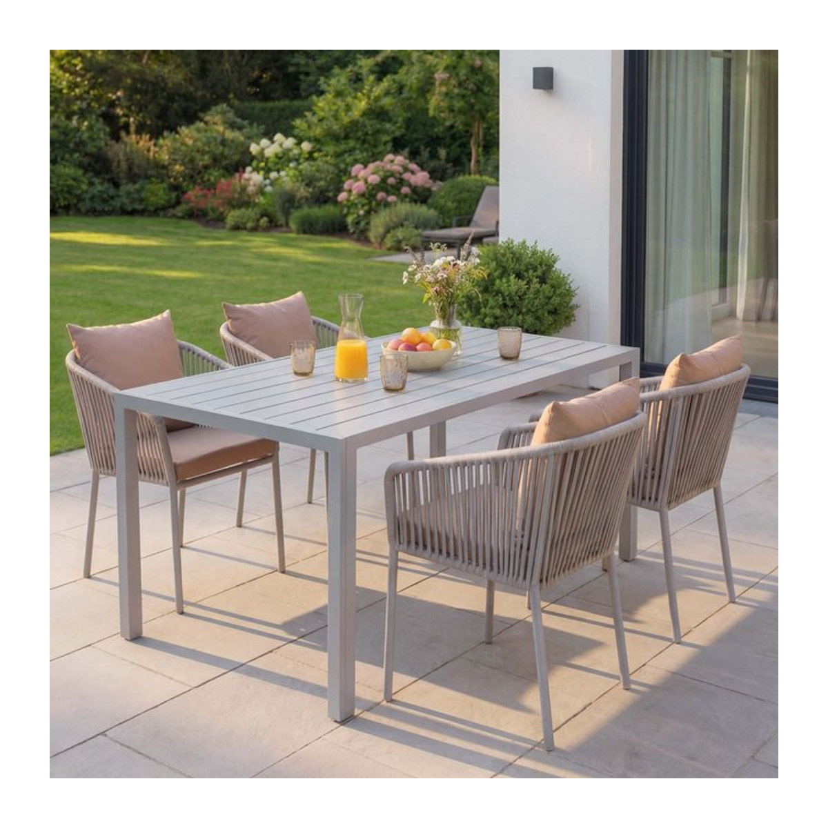 Gartengarnitur MCW mit Tisch und 4 Stühlen aus wetterfestem Aluminium in Grau mit Seilgeflecht und Kissen in Taupe, B/T: 140 x 80 cm - Bild 1