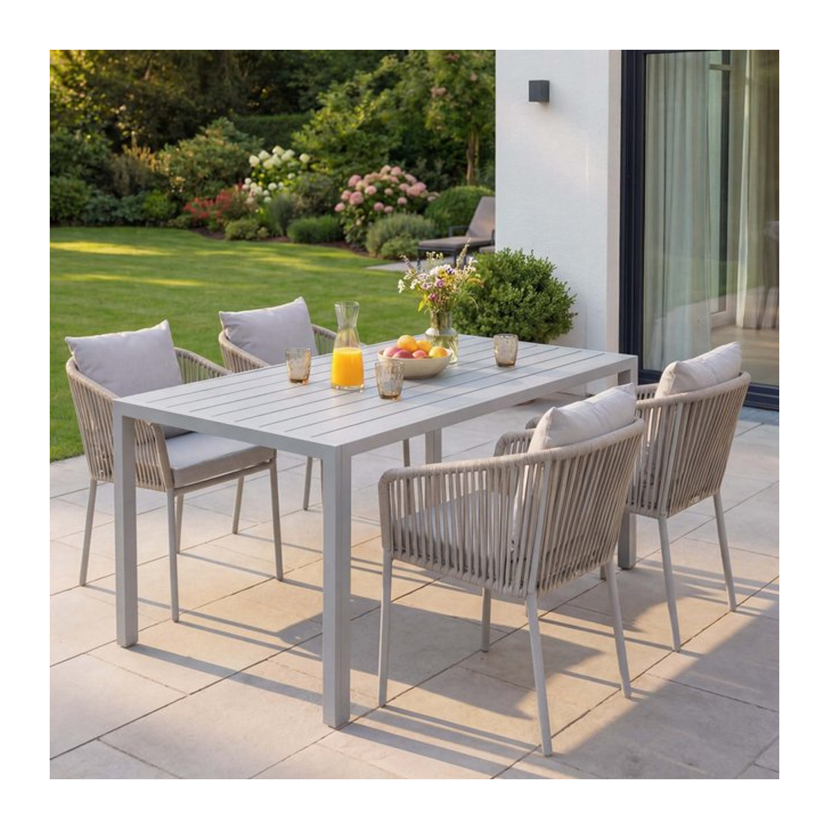 Gartengarnitur MCW mit Tisch und 4 Stühlen aus wetterfestem Aluminium und Seilgeflecht in Grau inklusive grauer Kissen, B/T: 140 x 80 cm - Bild 1