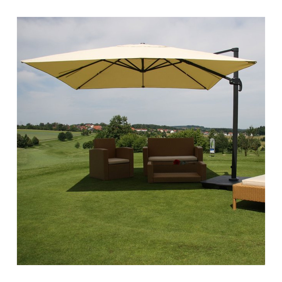 Gastronomie-Ampelschirm MCW-A96 Sonnenschirm mit Ständer in Creme, drehbar, Durchmesser: 4,24 m, Breite: 3 m, Tiefe: 3 m - Bild 1