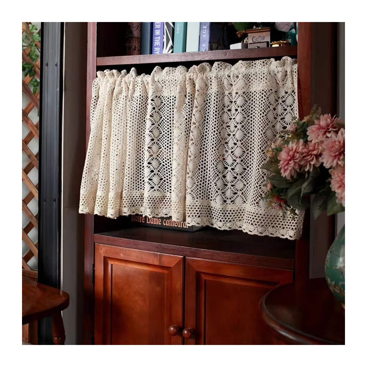 Gestrickte Spitze Etagen Vorhänge für Küche und Schrank in Beige mit floralem Hohlloch-Design - Bild 3