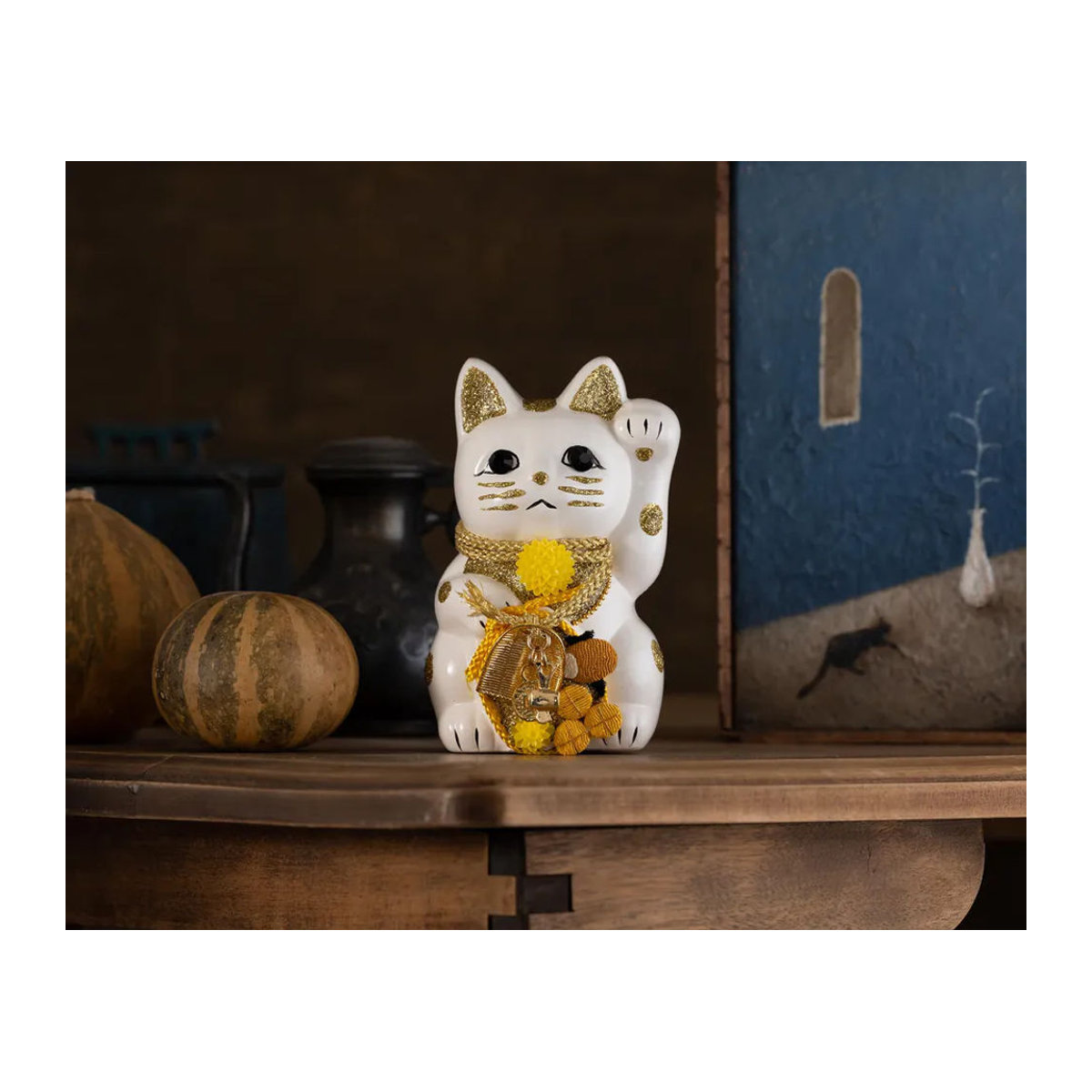 Glückskatze Maneki Neko Keramik Opfergabe Schale Weiß mit erhobener linker Pfote von Iami Danjuro - Bild 6