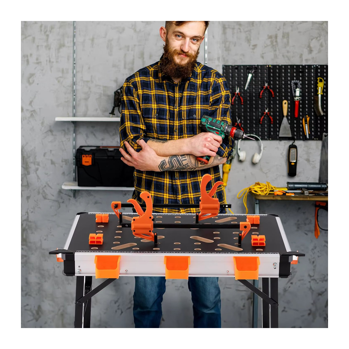 GOFLAME Klappbarer Arbeitstisch als Werkbank mit Metallrahmen, 2 Schnellklemmen, 4 Klemmhaken und 3 Werkzeugkästen in Schwarz - Bild 3