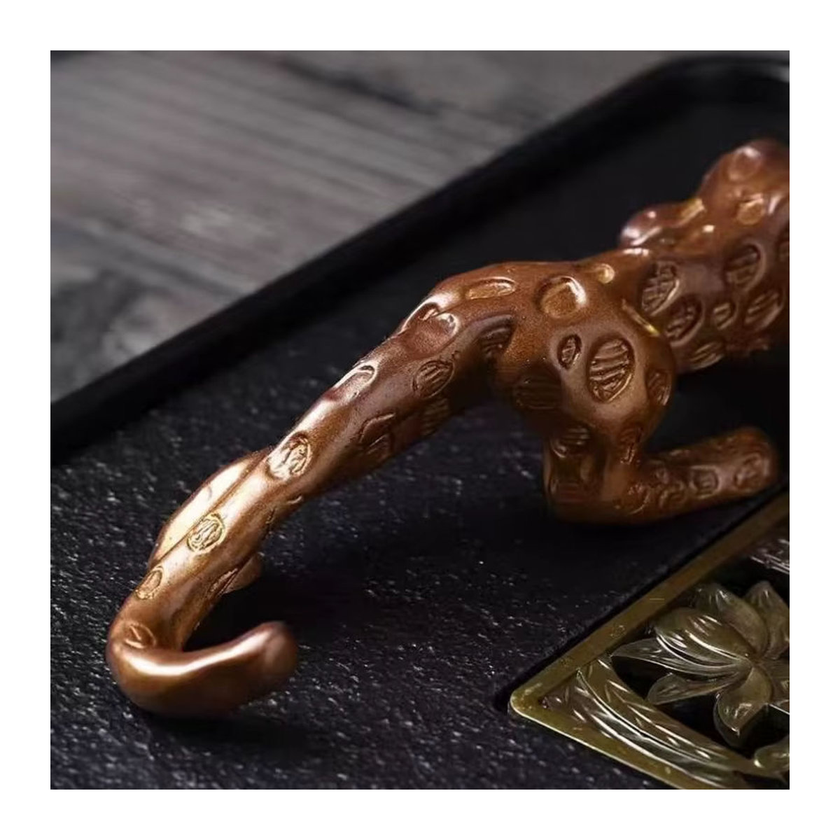 Goldene Leoparden-Teehaustierfigur als dekorative Tierfigur für Teezeremonien und Armaturenbretter - Bild 4