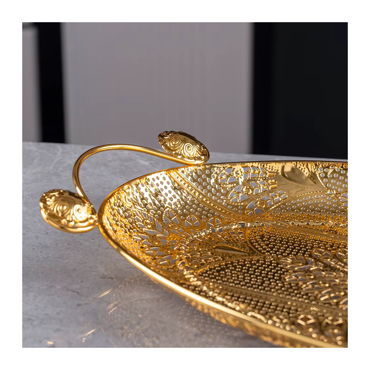 Goldene ovale Obstschale aus Metall im Mesh-Design als dekorative Snackschale für dein Wohnzimmer oder Bankette - Bild 3