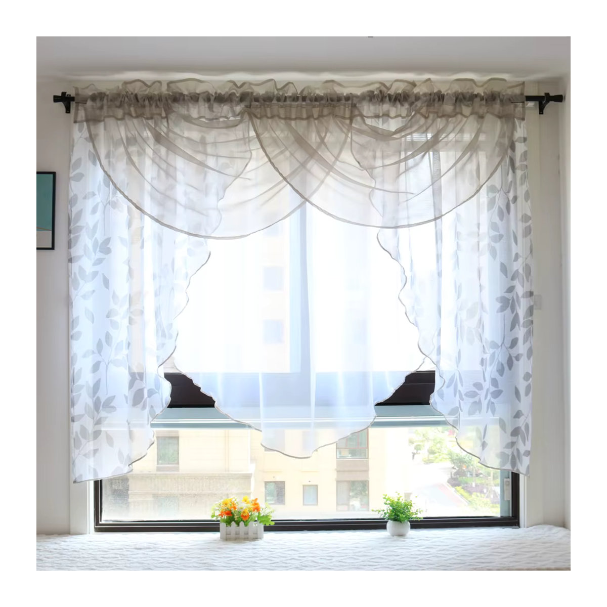 Gollado Voile-Fenstervorhänge mit Blätterdruck und doppelt bogenförmigem Volant in Grau und Weiß - Bild 2
