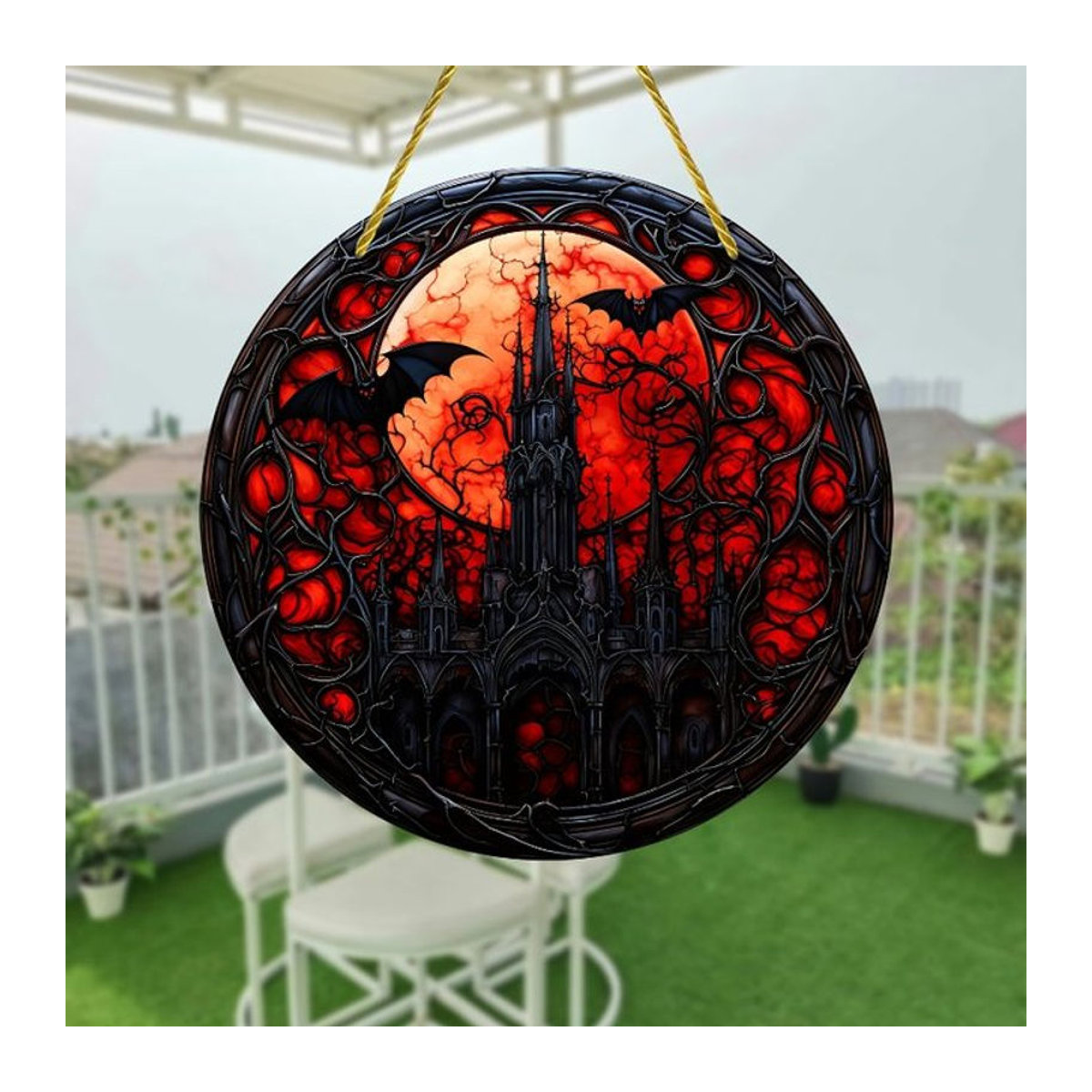 Gothic Red Castle Sun Catcher aus Acryl als bunte Fensterdekoration und Wandbehang in Rot - Bild 1