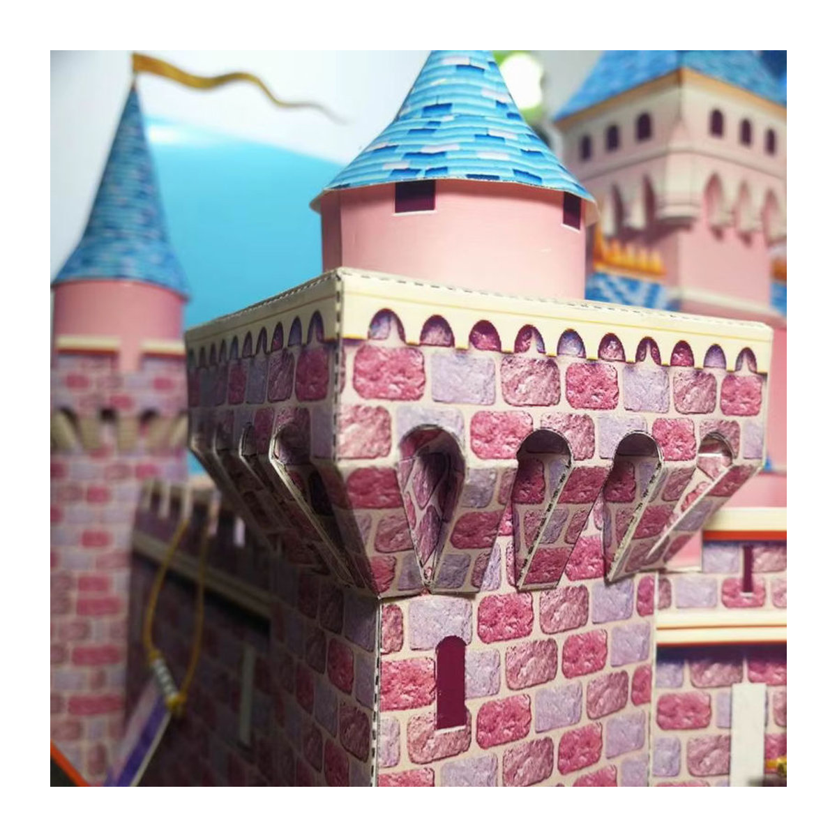 GRAPMAN 3D Papiermodell Dornröschen Schloss Architektur DIY Bastelset in Rosa, Höhe: 57 cm - Bild 3