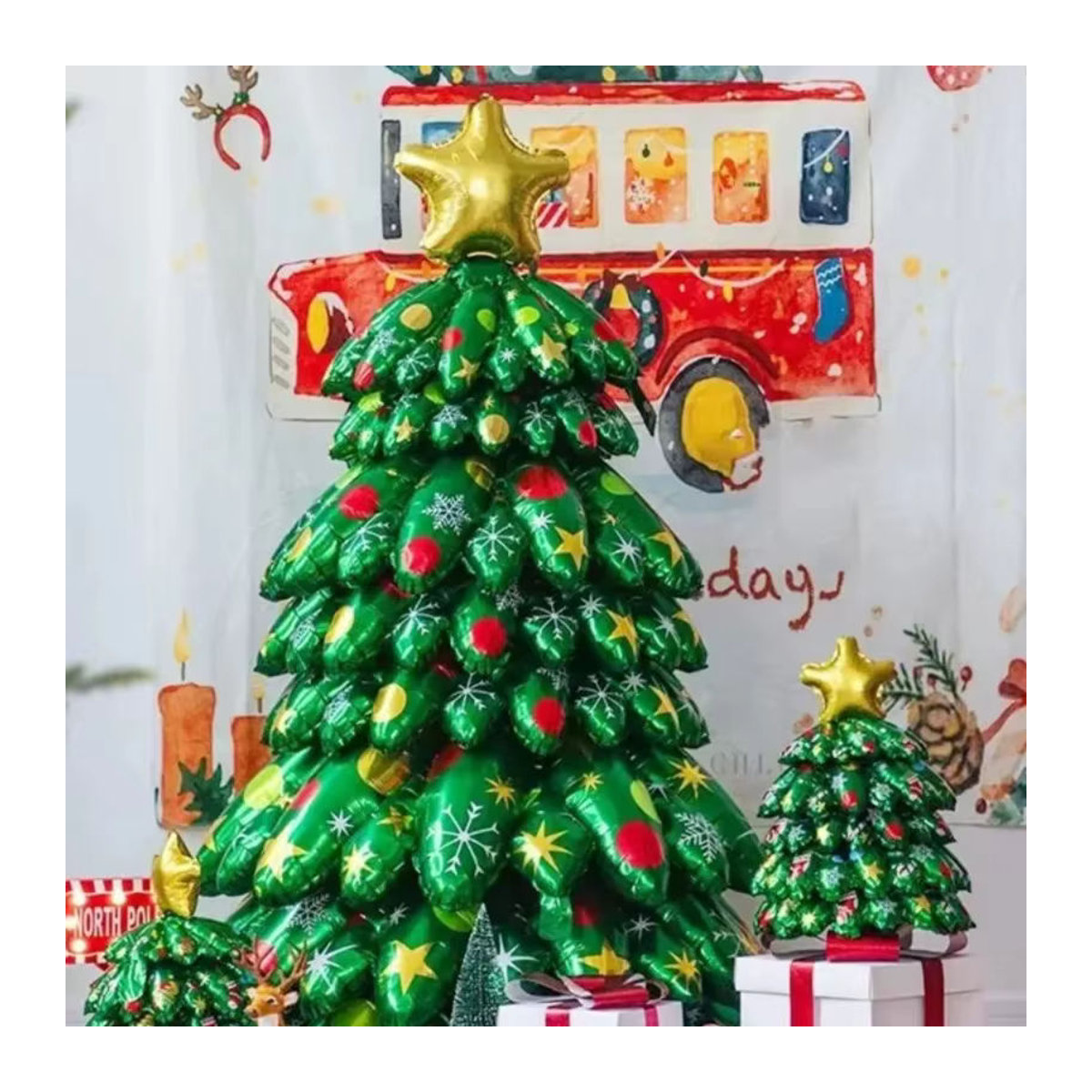 Großer 3D Weihnachtsbaum-Folienballon in Grün mit LED-Leuchten als stehende Weihnachtsdekoration - Bild 5
