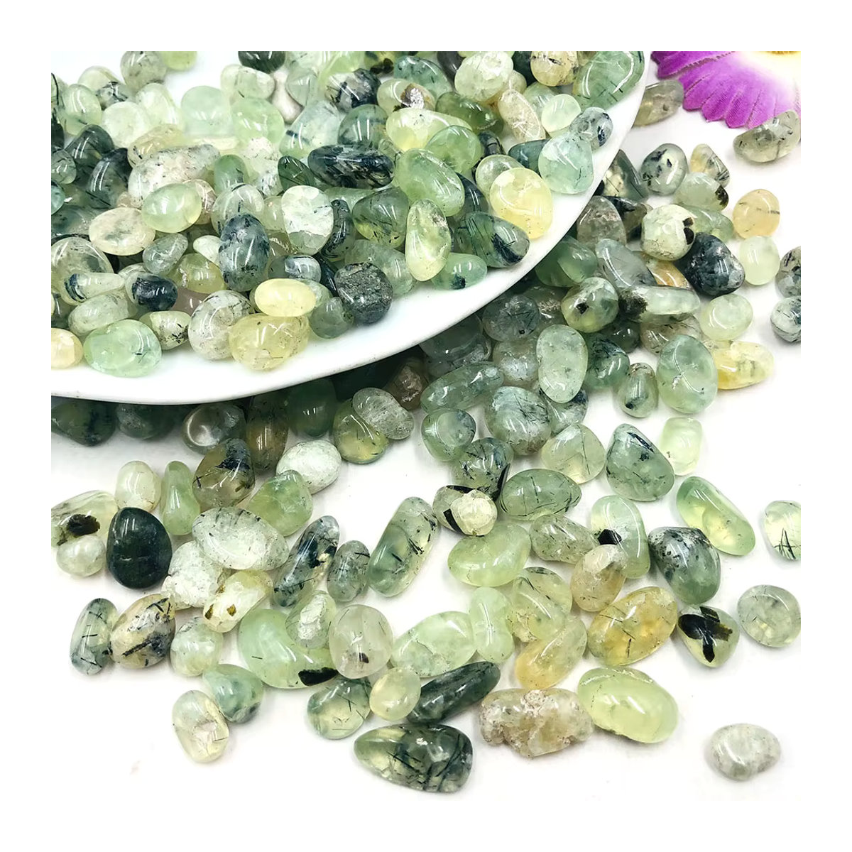 Grüner Prehnit Chip Kies aus Naturstein für Reiki und Chakra-Energie, 100 g - Bild 2