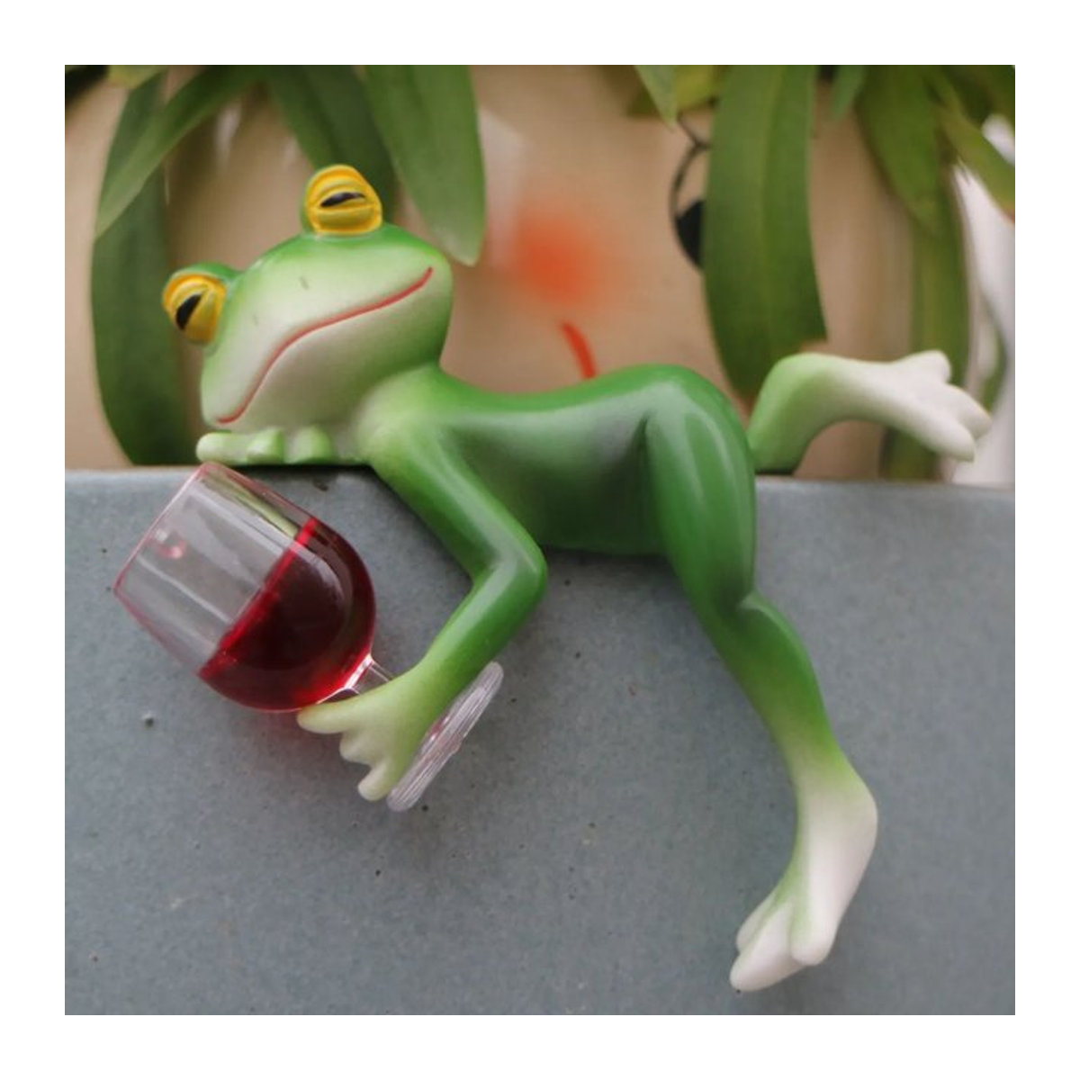 Grünes Frosch-Hängeornament aus Glas und Kunstharz als Dekofigur für Garten, Aquarium und Blumentöpfe - Bild 1